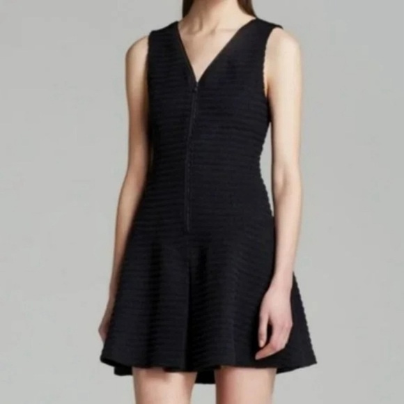 Theory Black Sayidres Leira V-Neck Zipper Front Dress Size 12 - Picture 10 of 11